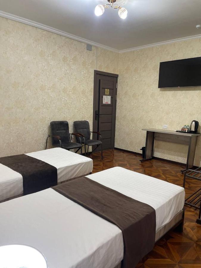Yantai Hotel Taskent Exterior foto